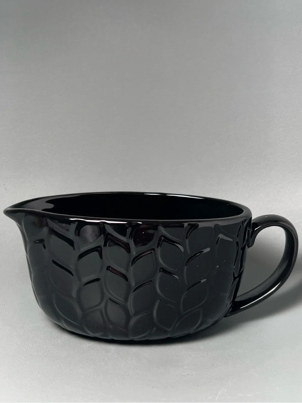 Temp-tations Carved Willow Gravy Boat